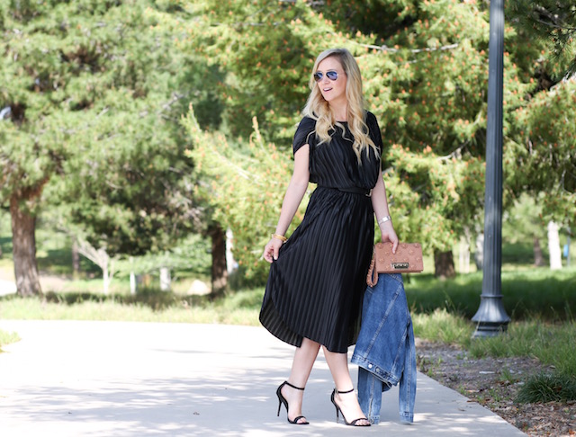 banana-pleated-dress-1-5