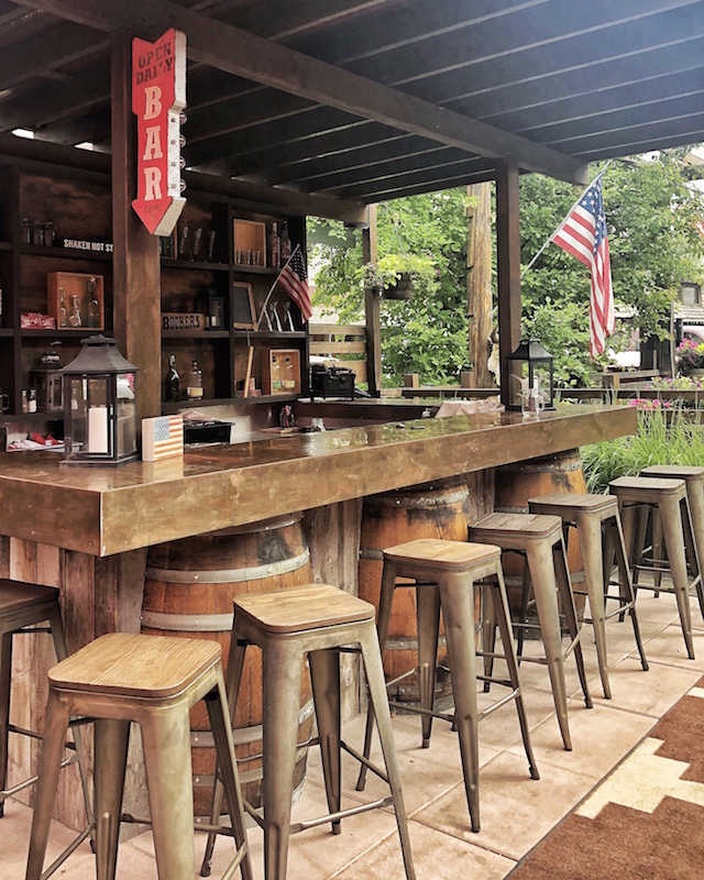 jackson hole hotel jackson bar