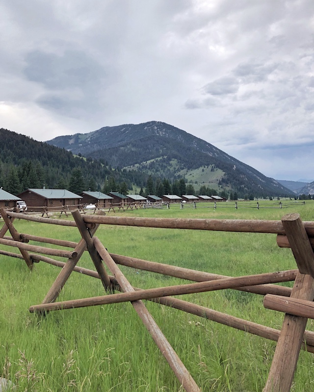 320 Guest Ranch in Big Sky, Montana | My Style Diaries blogger Nikki Prendergast