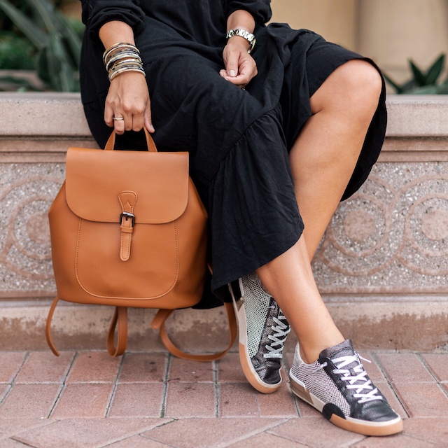 Affordable Fall Sneaker Look | My Style Diaries blogger Nikki Prendergast