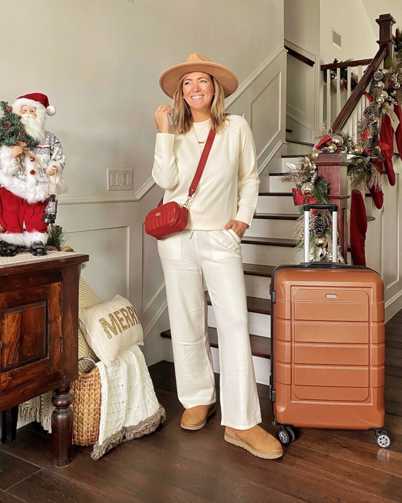 Comfy cozy holiday travel style from Walmart | My Style Diaries blogger Nikki Prendergast